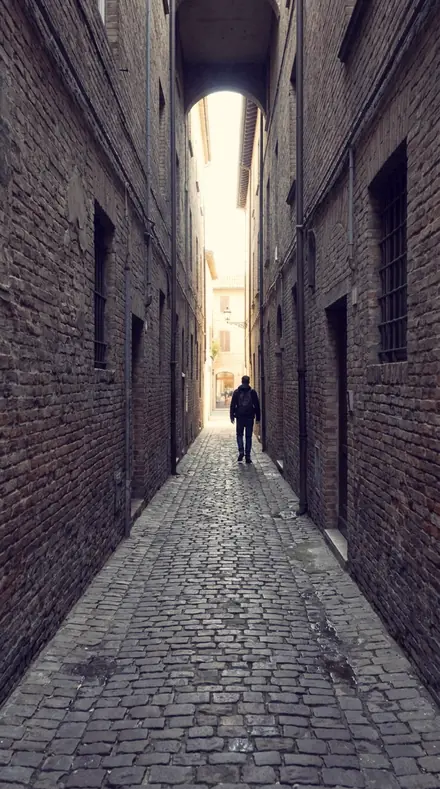 Graded with Editor's Library: The alley on a base curve